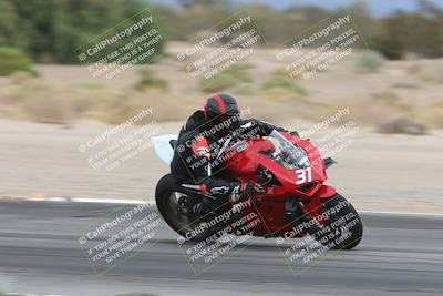 media/Nov-15-2025-Race Pace (Sat) [[8de605a2d8]]/Verified Riders/Turn 8 Inside (935am)/